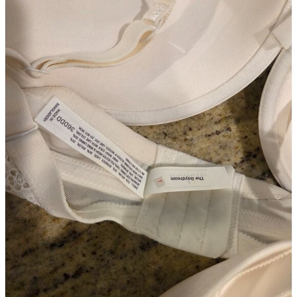 Lot of 2 New! Auden "The Daydream" Gesso White Underwire Bra. Size: 36DDD - Picture 10 of 11